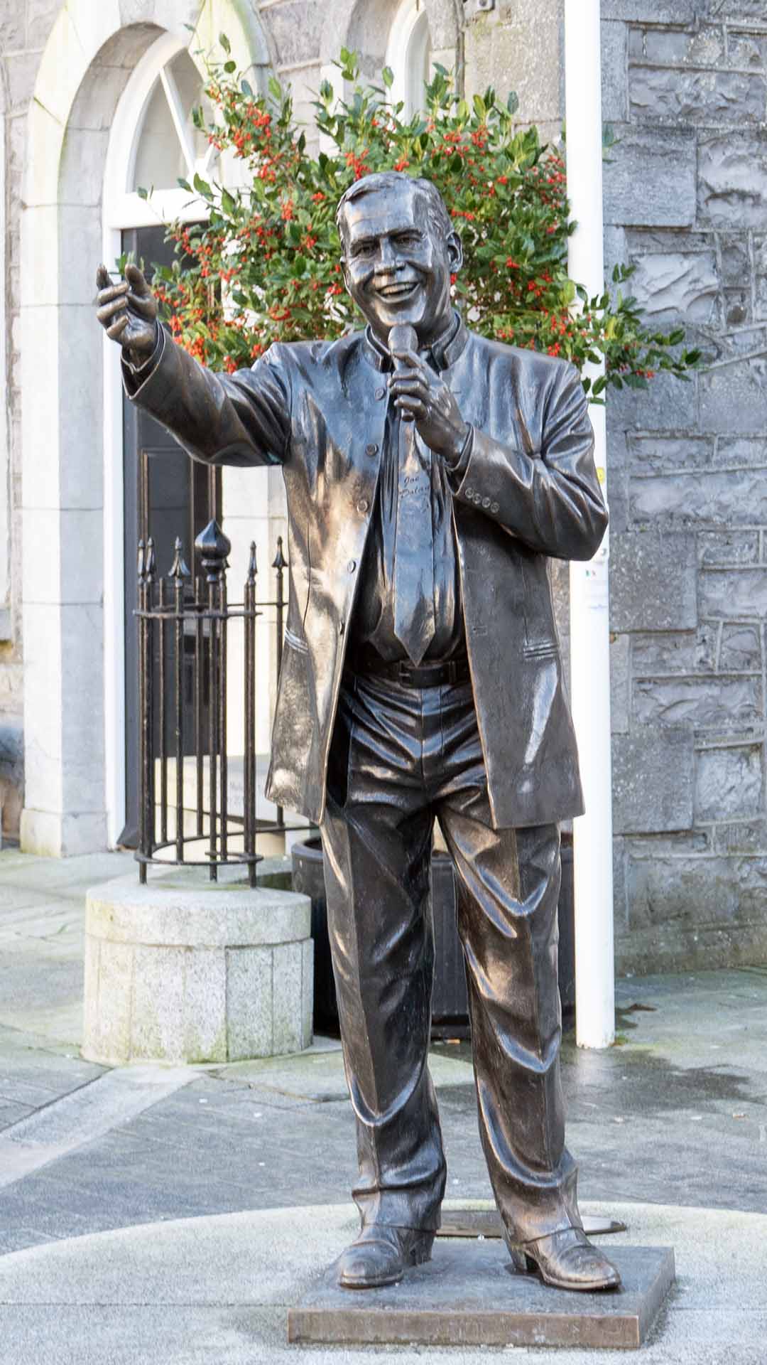 Joe Dolan Statue