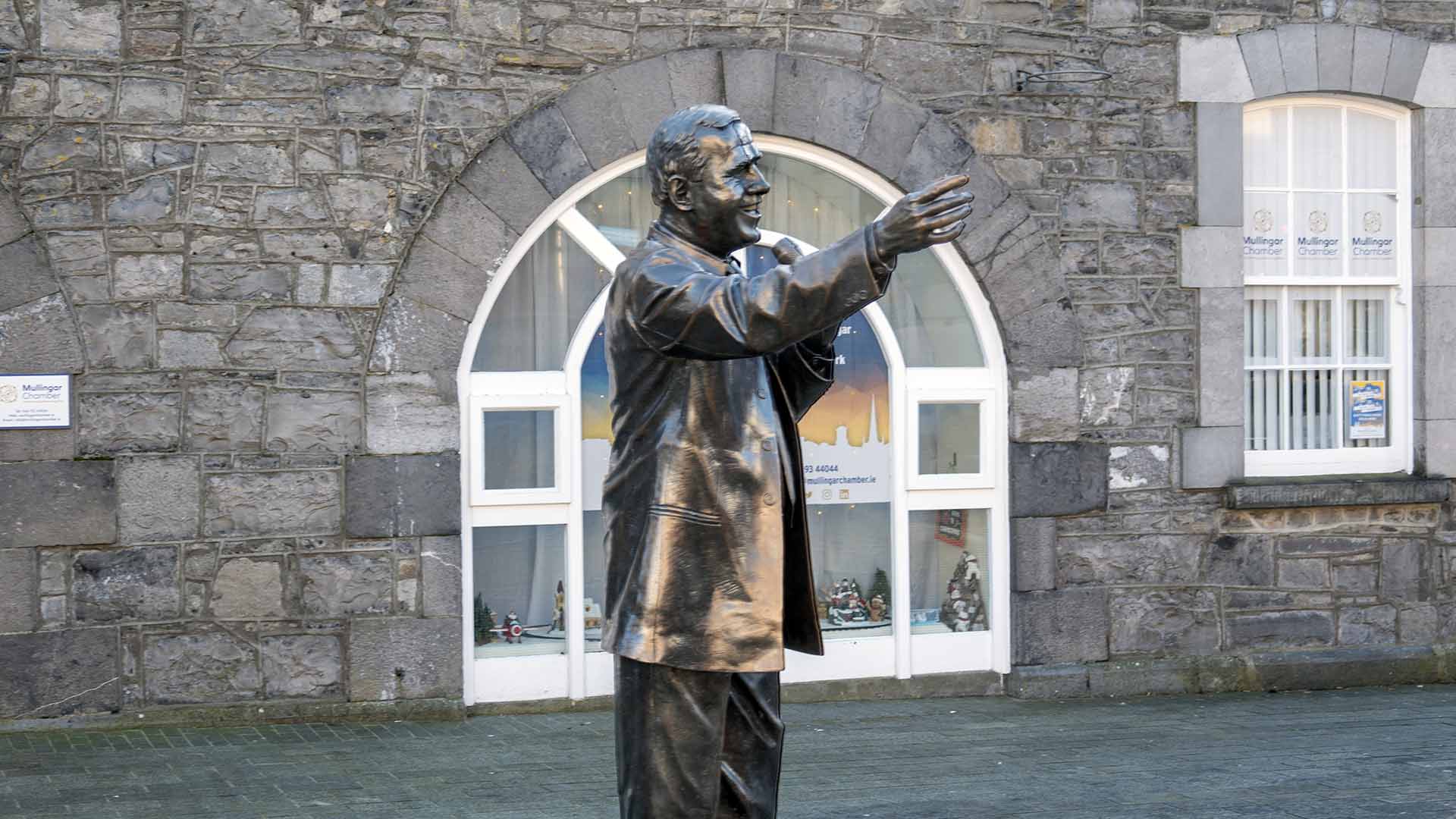 Joe Dolan (1939-2007) Statue Mullingar