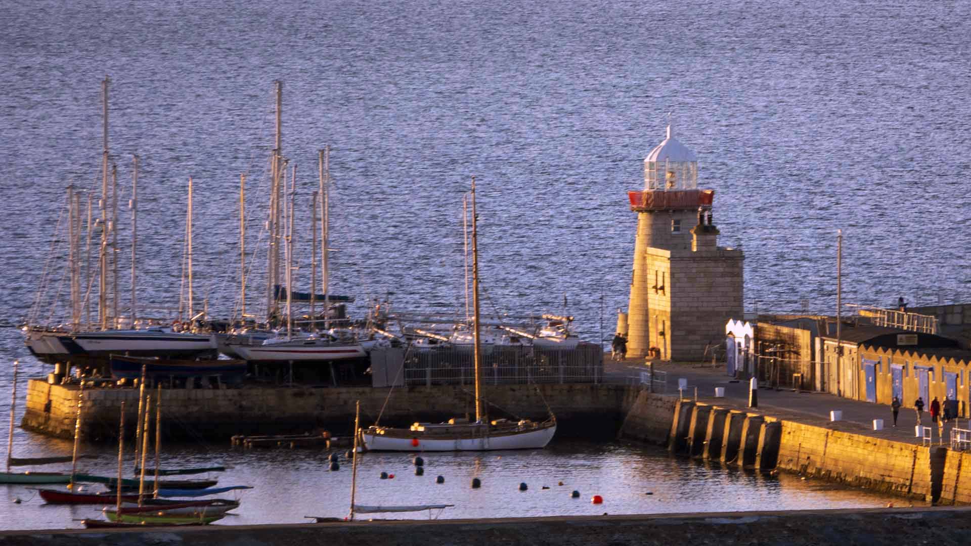 Howth Harbour Lighthouse