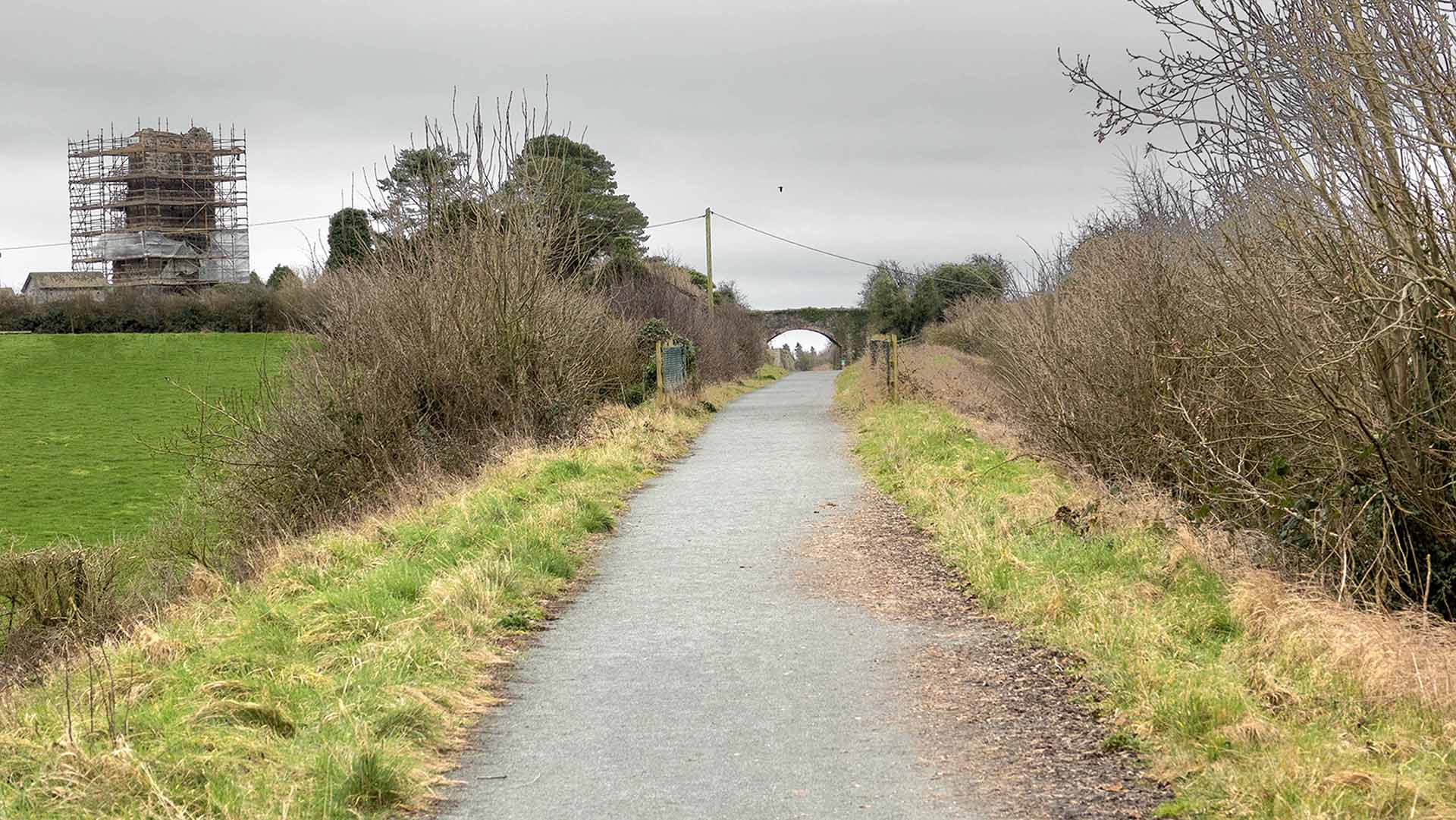 Boyne Valley to Lakelands 