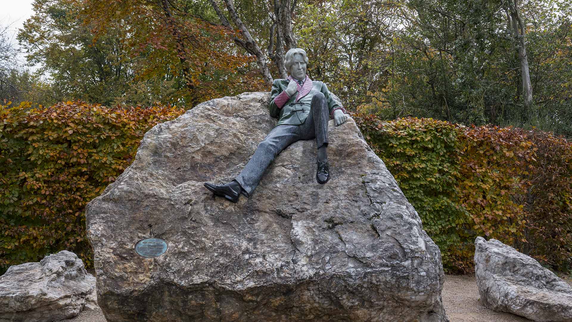 Oscar Wilde Statue