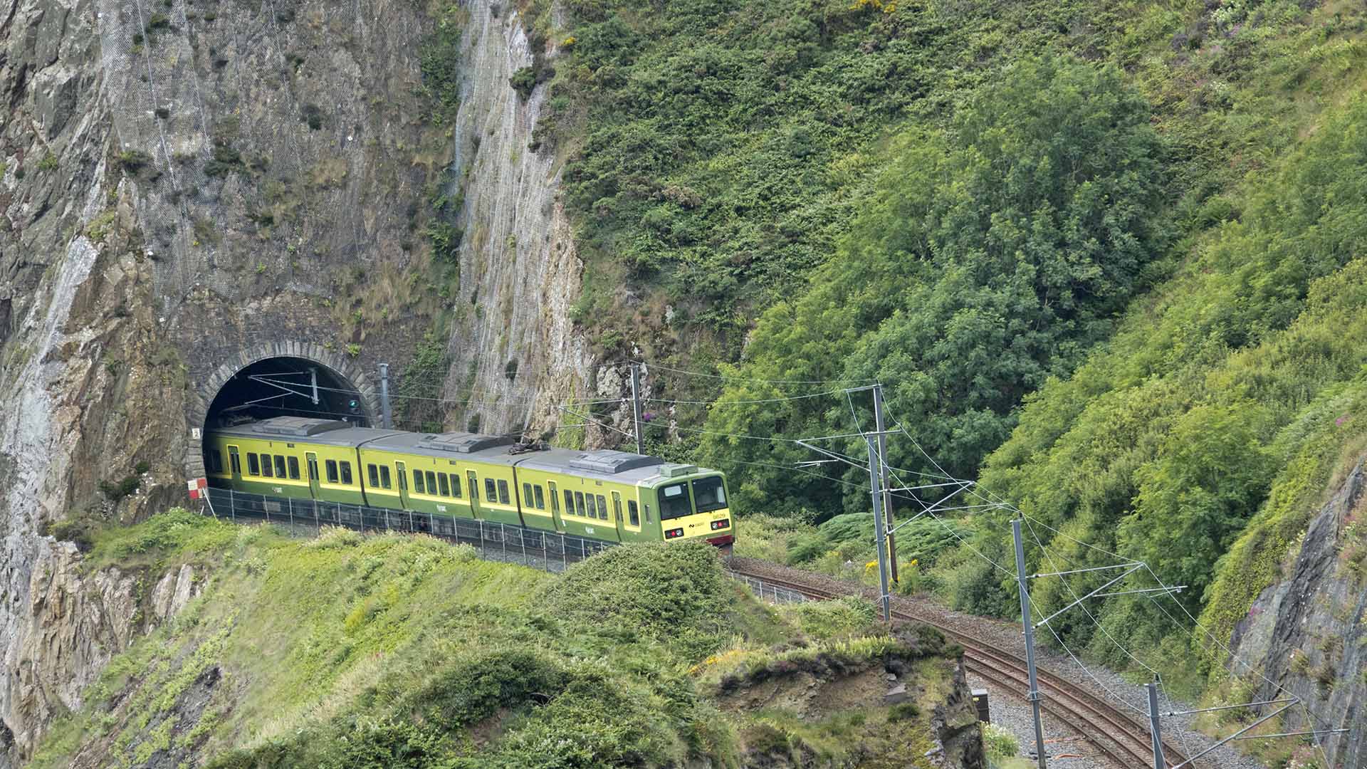 Dart Train between Bray and Greystones